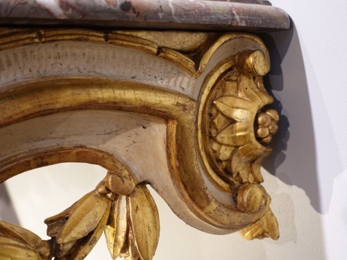 Louis XV - Console en bois doré et laquée d'époque XVIIIe