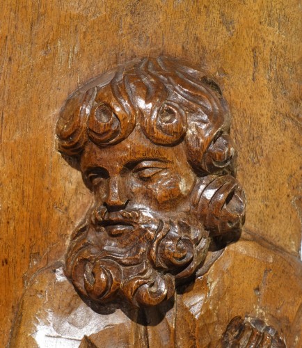 Ste Anne éducatrice et St Joachim – Panneau en noyer sculpté  Époque XVIIe - Gérardin et Cie