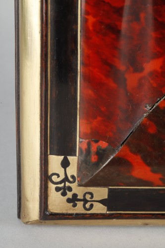 Antiquités - Miroir en écaille rouge, fin XVIIe