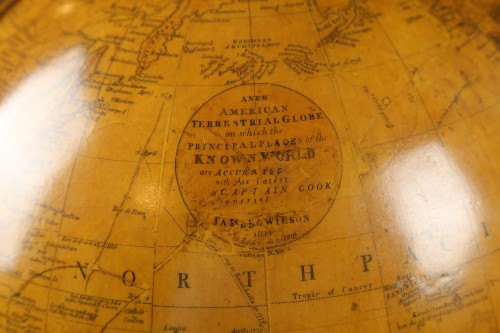 Antiquités - Paire de globes, début XIXe