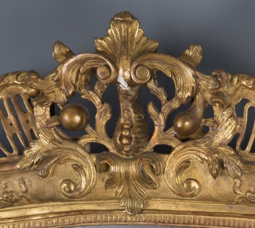 Miroir en bois doré d'époque Régence - Régence