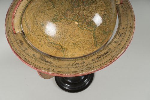 Globe terrestre signé Delamarche - Galerie Gilles Linossier