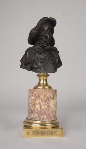 Petit buste en bronze représentant Tourville d'époque XVIIIe - 