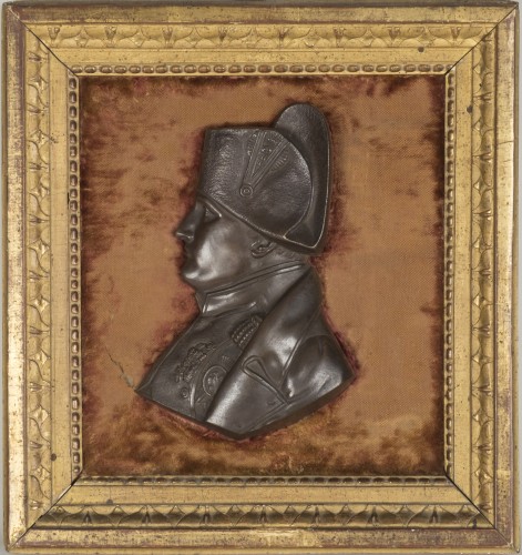 Profil de Napoléon en bronze