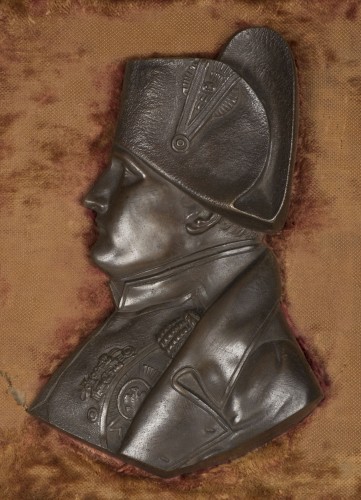 Collections Armes & Souvenirs Historiques - Profil de Napoléon en bronze