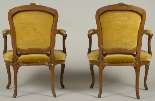Antiquités - Paire de fauteuils d'époque Louis XV