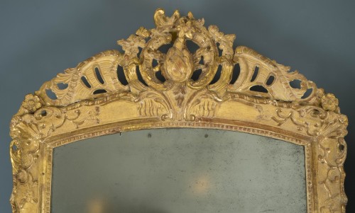Miroirs, Trumeaux  - Miroir en bois doré, première moitié du XVIIIe siècle