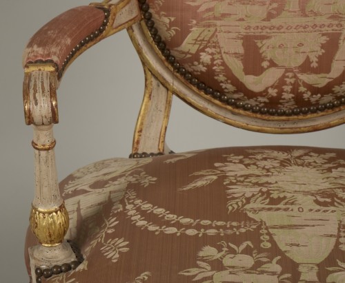 Louis XVI - Paire de fauteuils de Delaunay