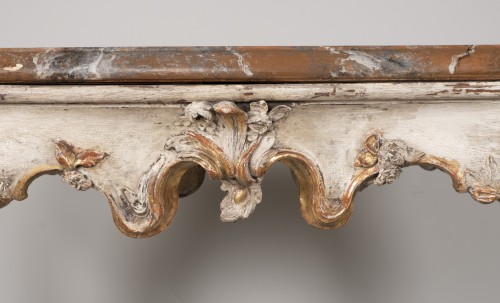 Table console allemande, du milieu du XVIIIe siècle - 