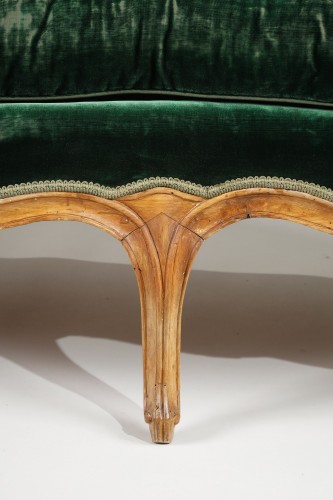 Antiquités - Canapé corbeille en veilleuse d'époque Louis XV estampillé N.HEURTAUT