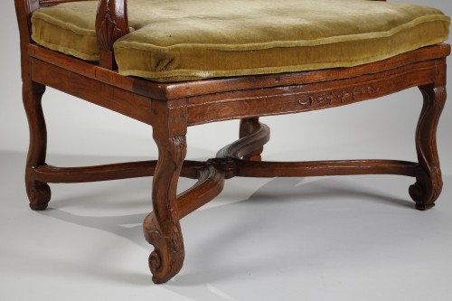 Sièges Fauteuil & Bergère - Large fauteuil d’époque régence ayant appartenu à Sarah Bernhardt