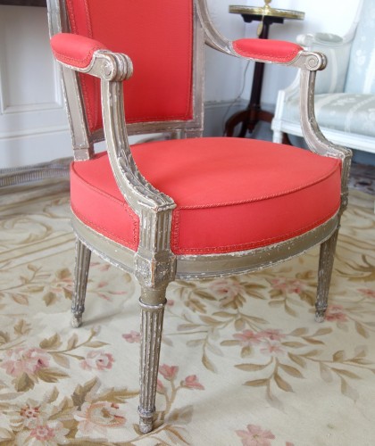 Louis XVI - Paire de fauteuils cabriolets Louis XVI