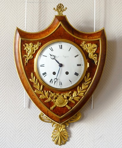 Pendule cartel Empire en écusson - Horlogerie Style Restauration - Charles X
