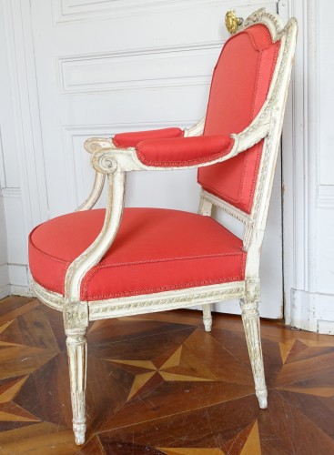 Antiquités - Paire de fauteuils à la reine d'époque Louis XVI estampillés Dupain