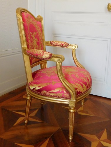 Antiquités - Fauteuil Cabriolet en bois doré Louis XVI Estampille NL Mariette