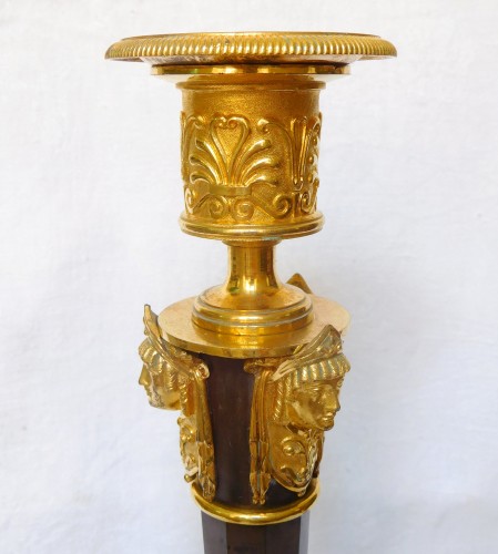 Antiquités - Paire de flambeaux Empire en bronze patiné et doré par Claude Galle