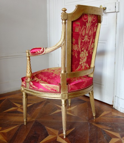 Louis XVI - Mobilier de salon Louis XVI en bois doré