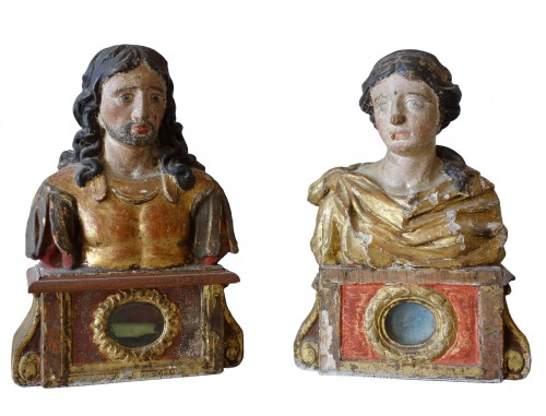 Paire de bustes reliquaires en bois polychrome et doré