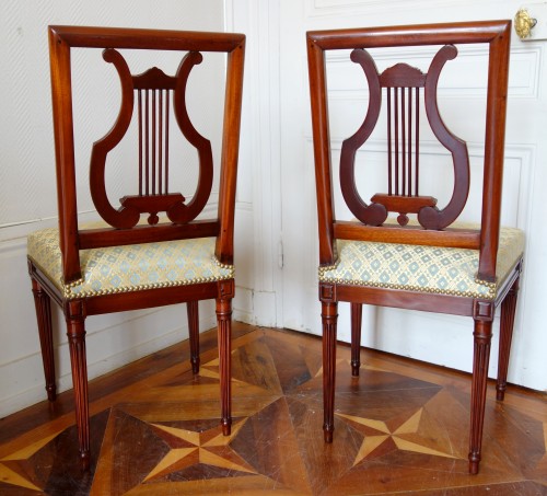 Paire de chaises Lyre en acajou par Georges Jacob - Sièges Style Louis XVI