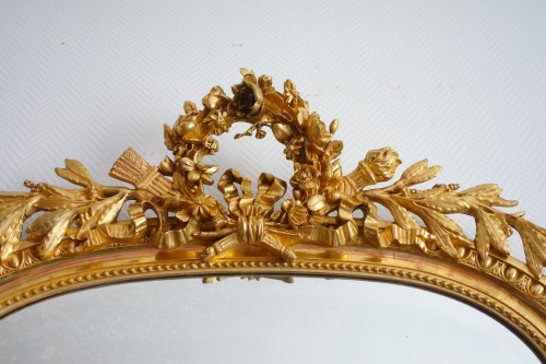 XIXe siècle - Miroir de cheminée en bois doré