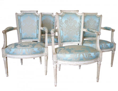 Suite de quatre fauteuils cabriolets d'époque Louis XVI, estampille Claude Lerat