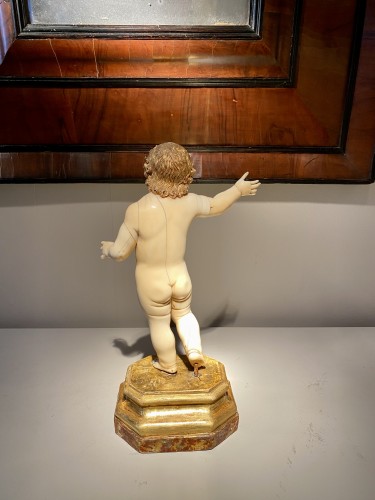 Sculpture  - Une figure hispano-philippin en ivoire de l'Enfant Jésus