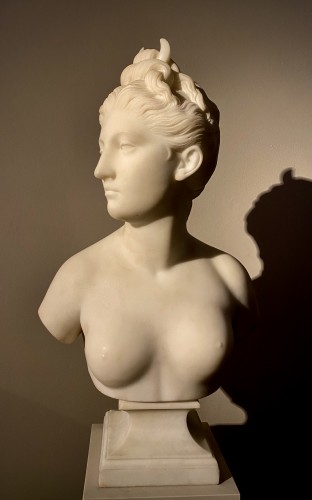 XIXe siècle - Diane chasseresse en marbre d'après Jean-Antoine Houdon (1741-1828)
