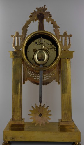 Pendule portique d'époque Empire - Horlogerie Style Empire