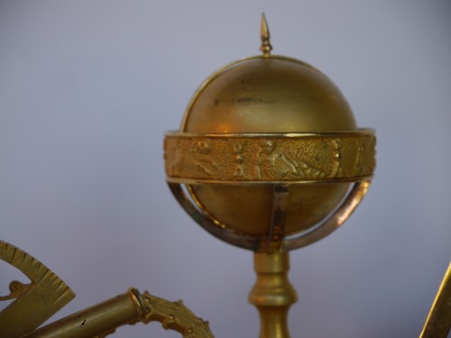 Pendule à l'astronomie vers 1810-1820 - Horlogerie Style Empire