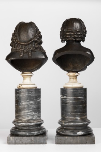 Louis XVI - Bustes en bronze signés Pierre-Philippe THOMIRE