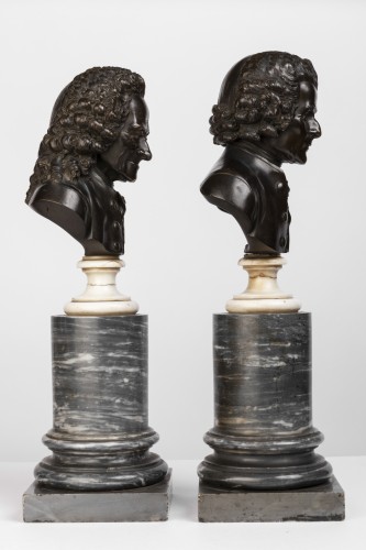 Antiquités - Bustes en bronze signés Pierre-Philippe THOMIRE