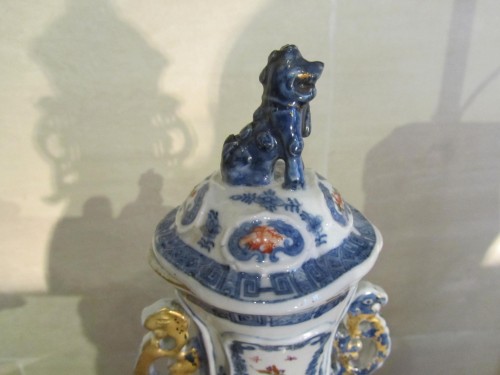 Antiquités - Paire de vases Chine époque Qianlong XVIIIe siècle