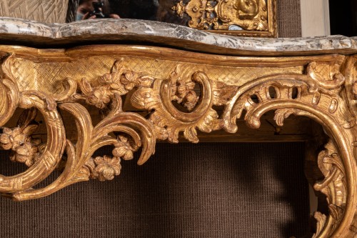 XVIIIe siècle - Grande console d'époque Louis XV