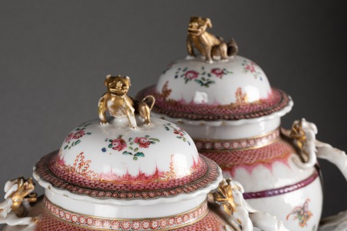 Céramiques, Porcelaines  - Paire de vases porcelaine de Chine XVIIIe siècle