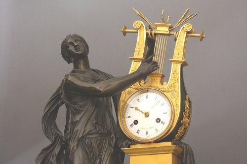 Pendule Empire "Erato", modèle de Thomire - Horlogerie Style Empire