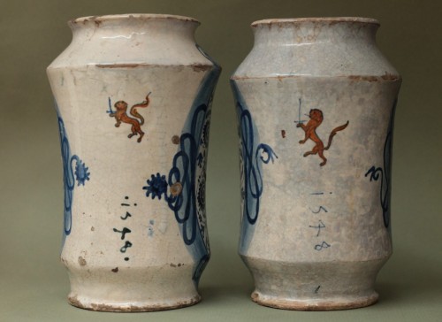 Paire d'albarelli Castel-Durante ou Deruta - Céramiques, Porcelaines Style 