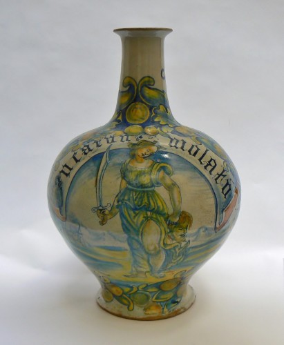 XVIe siècle et avant - Deruta, vase bouteille de pharmacie, avec Judith et Holopherne, XVIe siècle