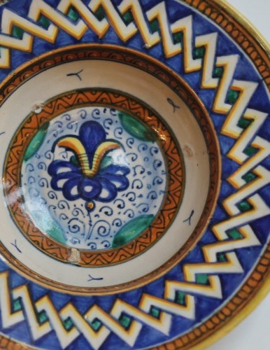 Céramiques, Porcelaines  - Tondino en majolique de Cafaggiolo