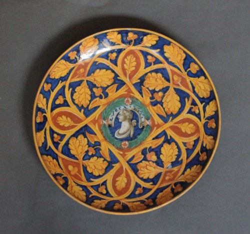 Grande coupe en majolique de Castel-Durante ou Urbino, vers 1535-45 - Céramiques, Porcelaines Style Renaissance