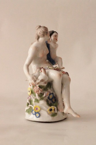 Groupe en porcelaine de Meissen représentant Vénus et l'Amour - JM Béalu & Fils