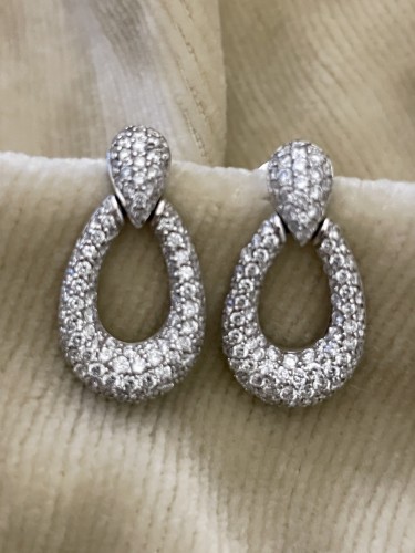 Boucles d'oreilles or et diamants en forme de goutte - Joëlle Lasry