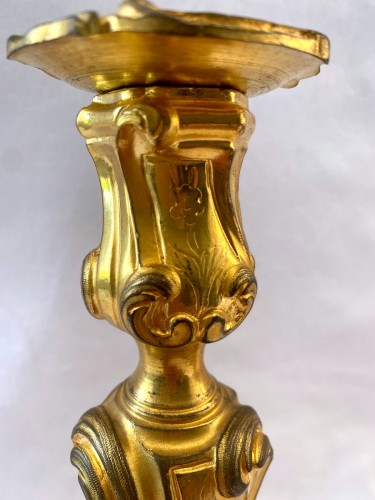 Antiquités - Paire de flambeaux régence en bronze doré