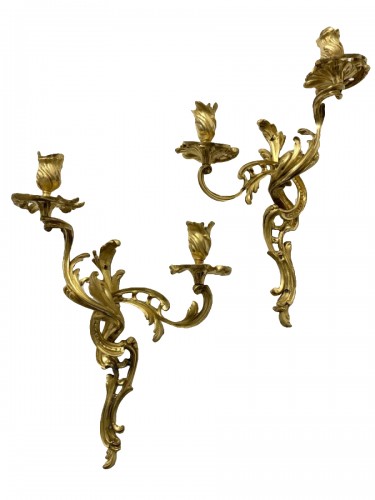 Paire d'appliques louis XV en bronze doré