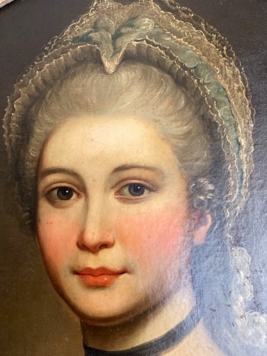 Tableaux et dessins Tableaux XVIIIe siècle - Portrait en médaillon d'une dame de qualité