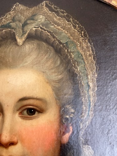 XVIIIe siècle - Portrait en médaillon d'une dame de qualité
