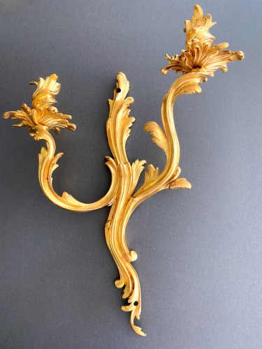 Luminaires Appliques - Paire d'appliques Louis XV en bronze doré