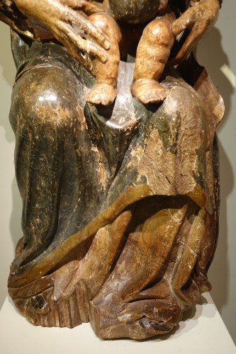 Grande Vierge à l'Enfant en bois polychromé, Espagne 16e siècle - La Crédence