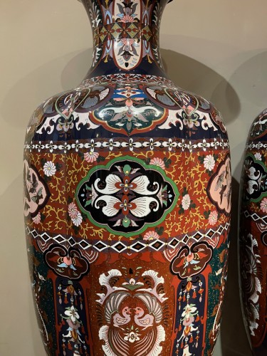 Très grande paire de vases cloisonnés, Japon 19e siècle - Arts d
