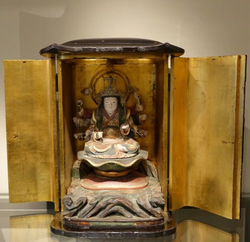 Antiquités - Autel Japonais en laque, période Edo (1603-1868)