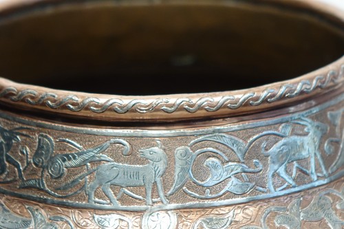 Grand vase en cuivre damasquiné d'argent vers 1900 - La Crédence